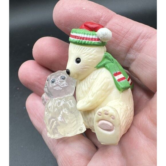 Hallmark Christmas Merry Miniatures 1987 POLAR BEAR Artist Sculptor Cub -S1M - Picture 2 of 8